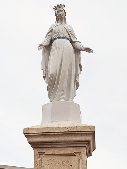 mairie-ile-dolonne-eglise